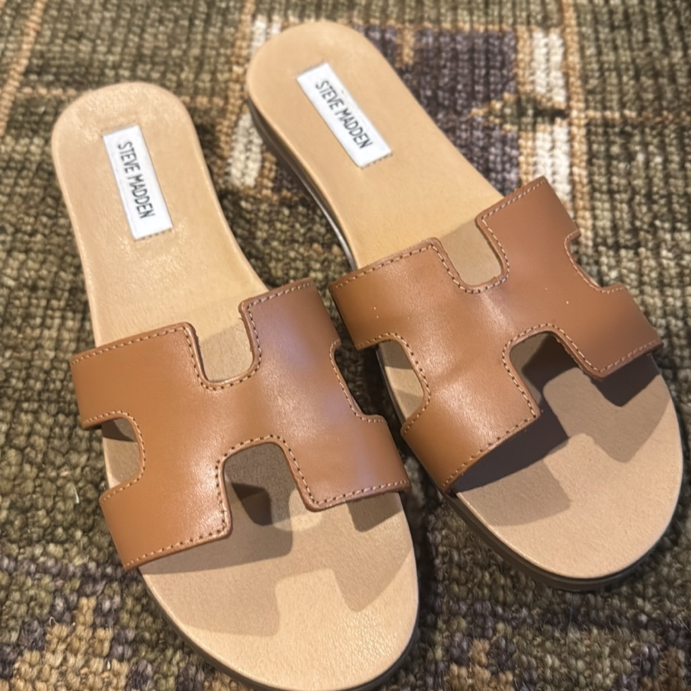 Steve Madden Tan Leather Slide Sandals – Women’s Size 10 - Picture 2 of 3